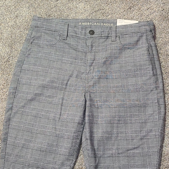 stretch high rise pant short - Picture 2 of 7